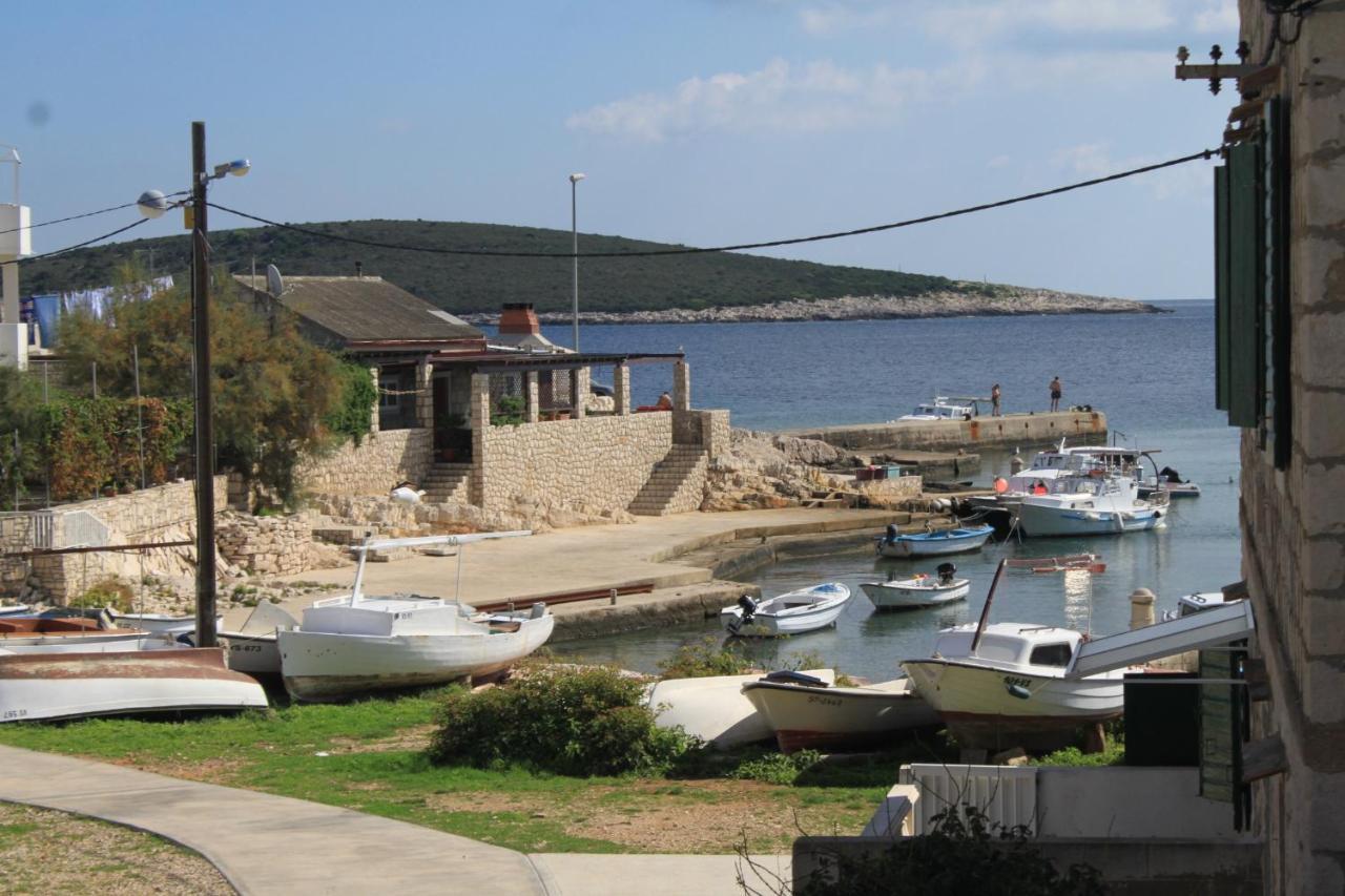 Apartments By The Sea Rukavac, Vis - 2478 Rukavac  Exteriör bild